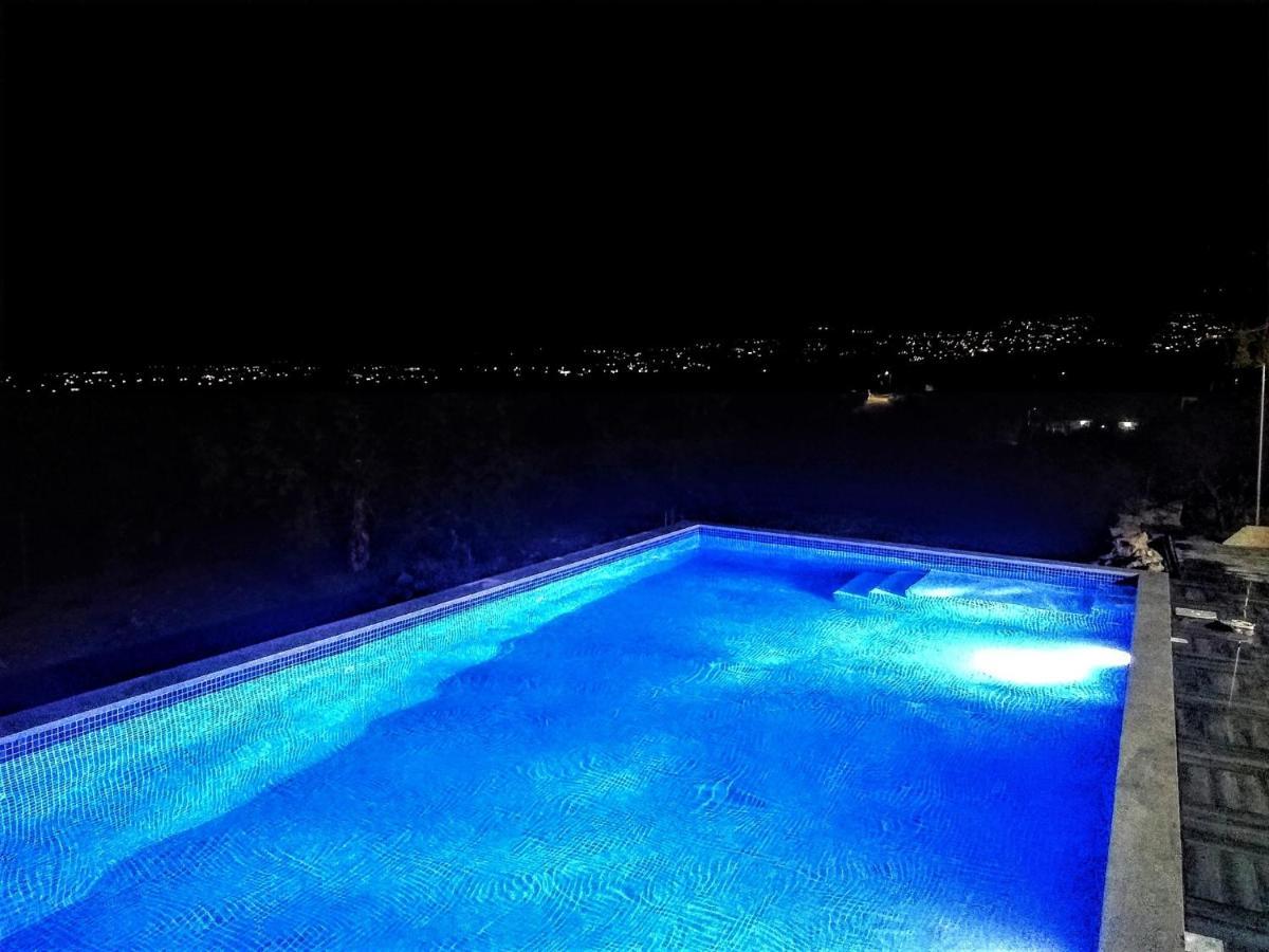 Villa Gavriel - Peyia Villa With Breathtaking Sea View, Peyia Villa With Private Pool, Secluded, Huge Outdoor Space, Mountain Views エクステリア 写真